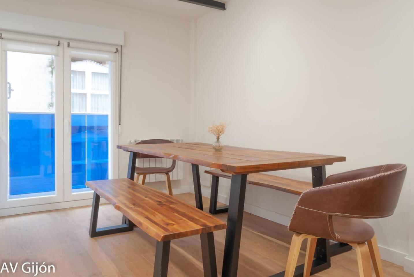 Apartamento La Playa 17 Gijon Bagian luar foto
