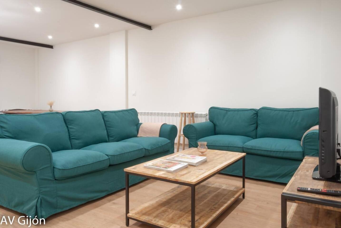 Apartamento La Playa 17 Gijon Bagian luar foto
