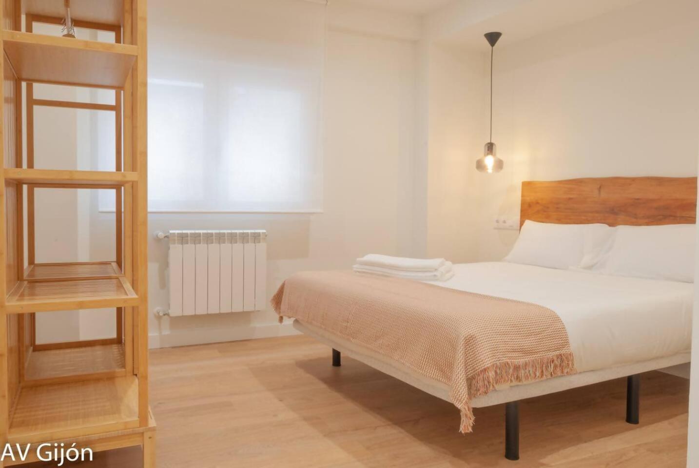 Apartamento La Playa 17 Gijon Bagian luar foto