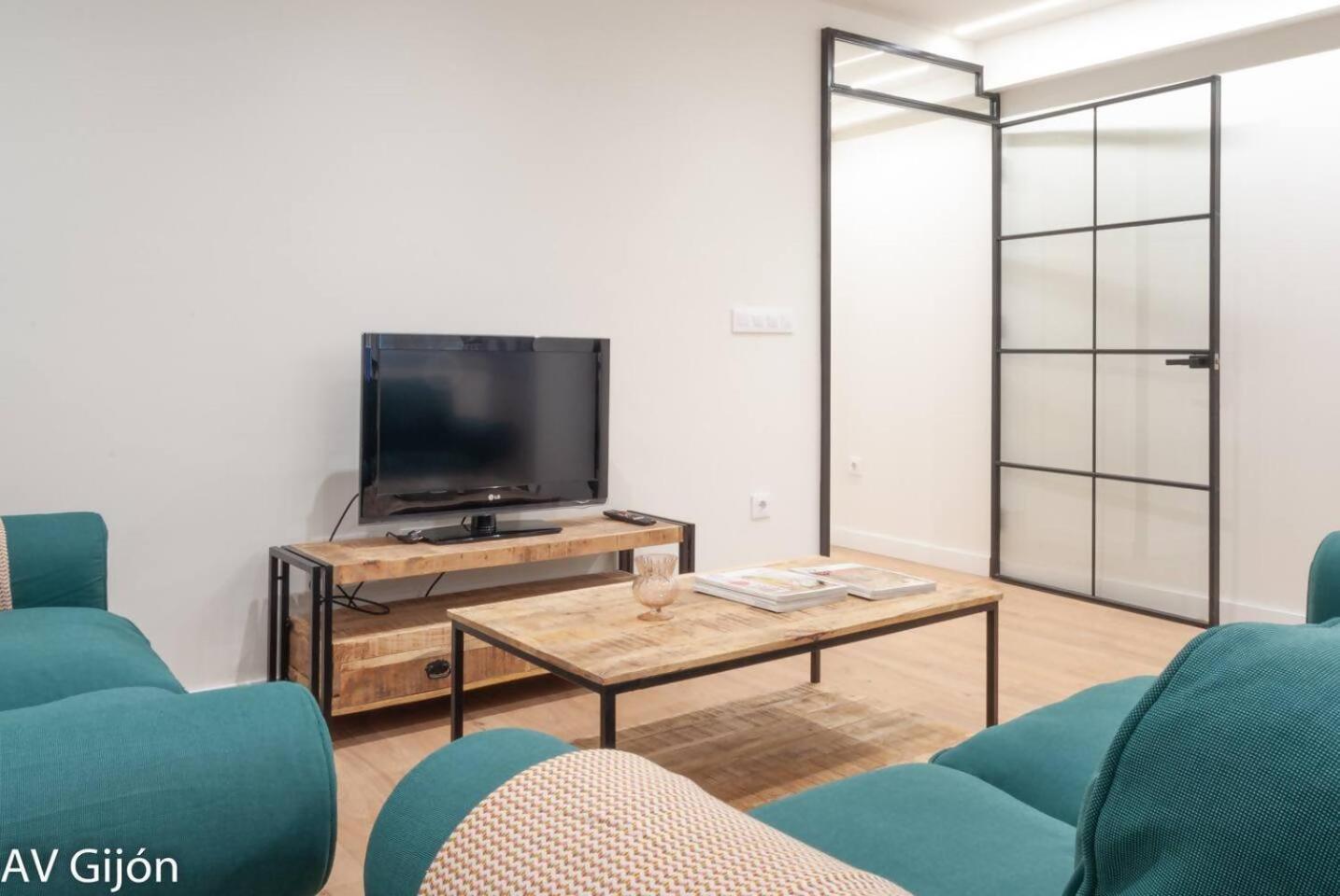 Apartamento La Playa 17 Gijon Bagian luar foto